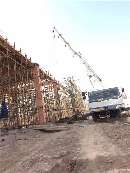 内丘县吊车作业的安全注意事项有哪些？