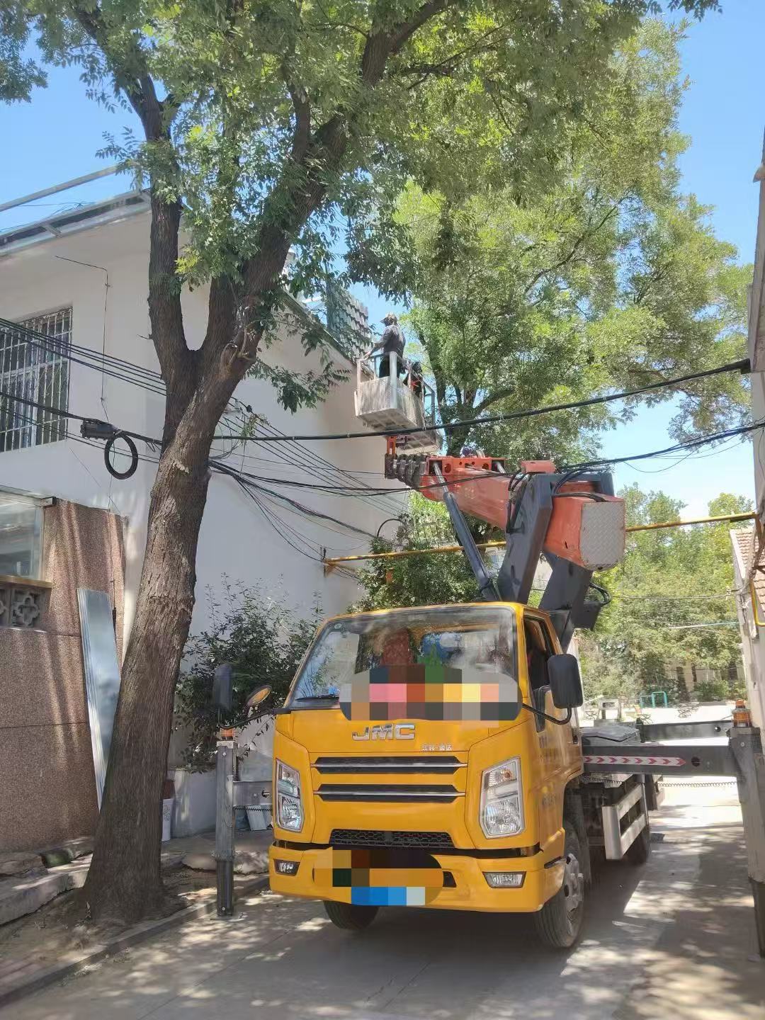 内丘县高空作业车能吊装重物吗？最大承载多少公斤？